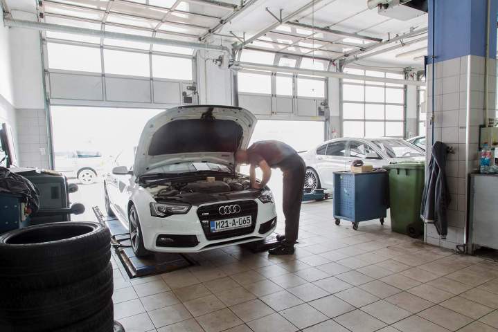 car maintenance Montreal